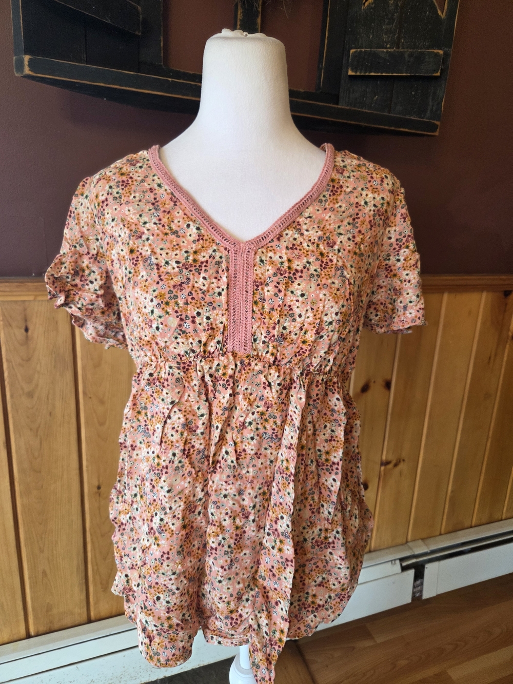 Sonoma Maternity Peach Pink Flutter Sleeve Floral Top Small